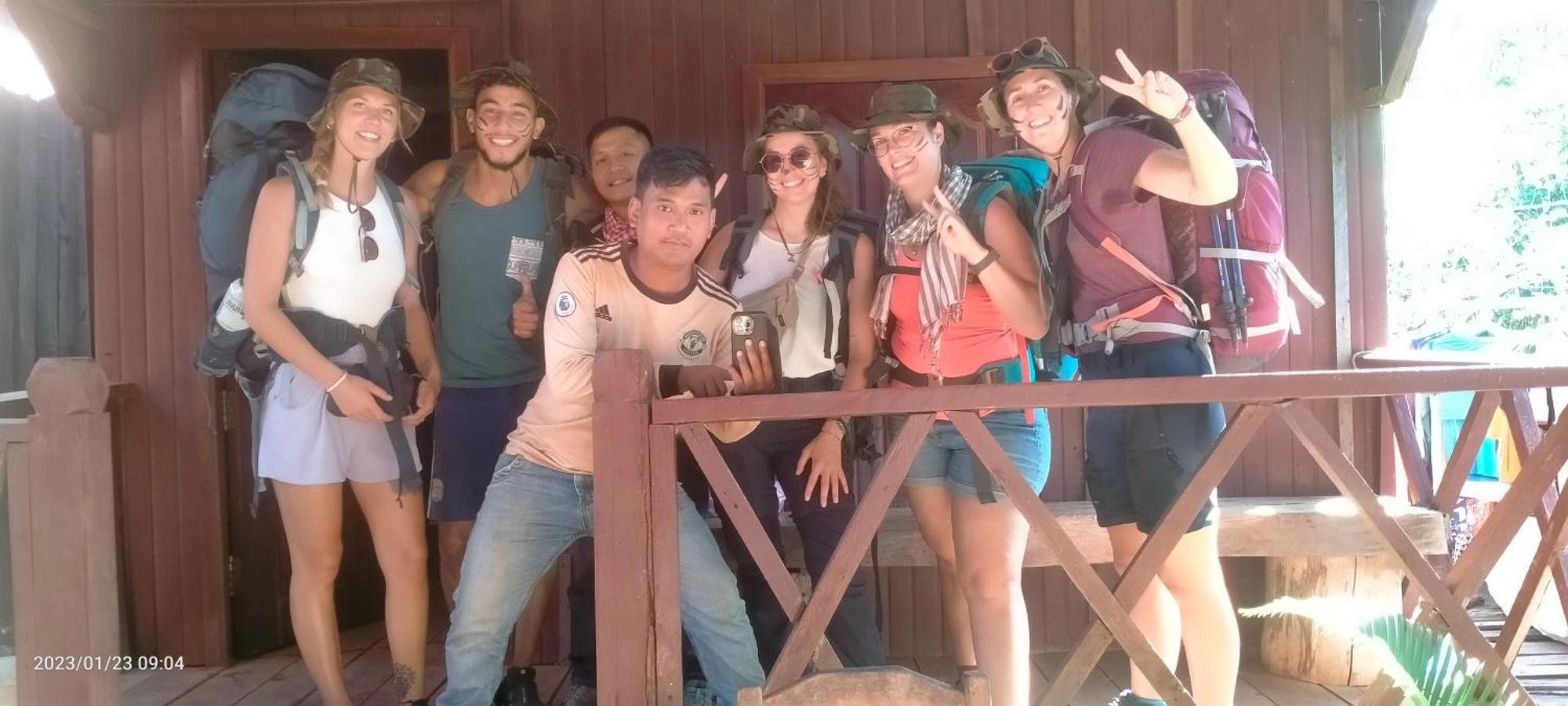Bee Bee'S Chalets Home Stay And Trekking Banlung Kültér fotó