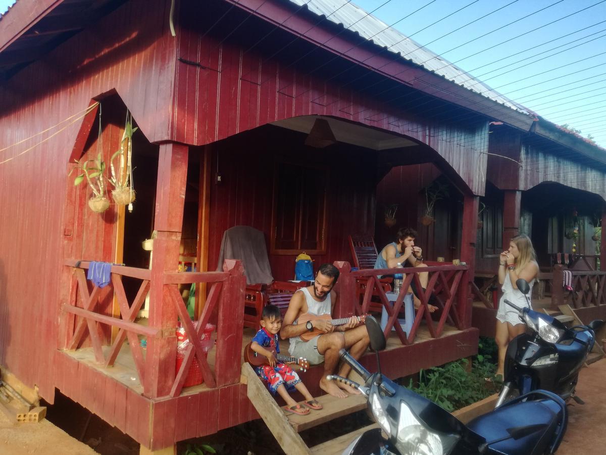 Bee Bee'S Chalets Home Stay And Trekking Banlung Kültér fotó